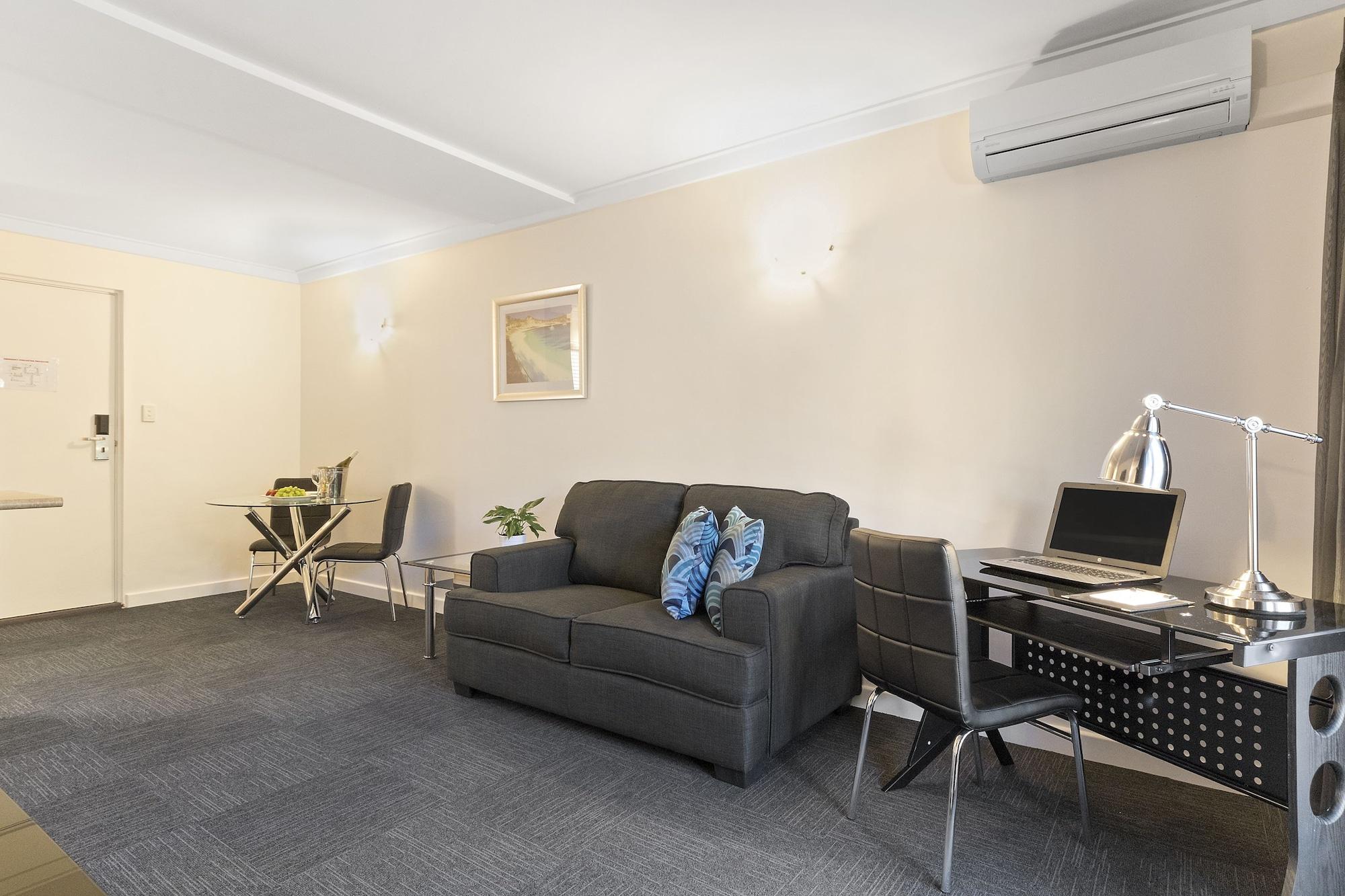The Peninsula Riverside Serviced Apartments Perth Extérieur photo